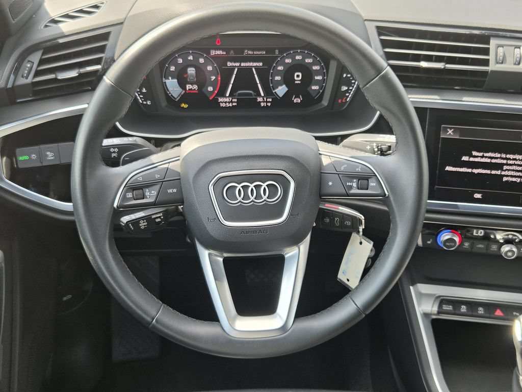 Used 2025 Audi Q3 2.0T Premium AWD/4WD image 14