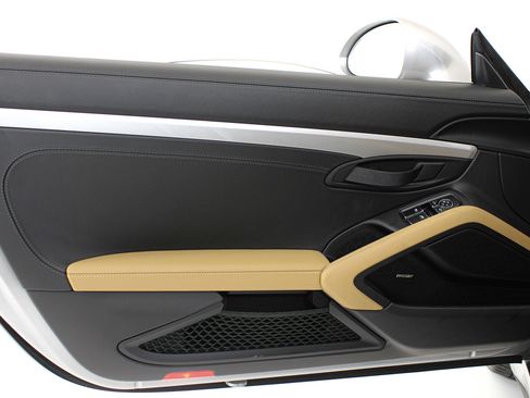 Used 2019 Porsche 911 Speedster RWD image 35