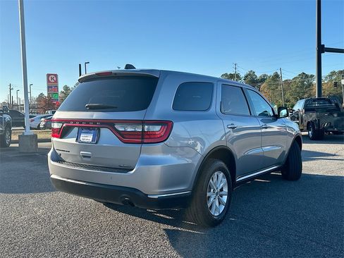 Used 2019 Dodge Durango SXT w/ 3rd Row Seating Group image 7