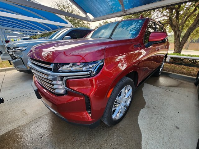 Used 2021 Chevrolet Tahoe High Country w/ Premium Package 2 AWD/4WD image 2
