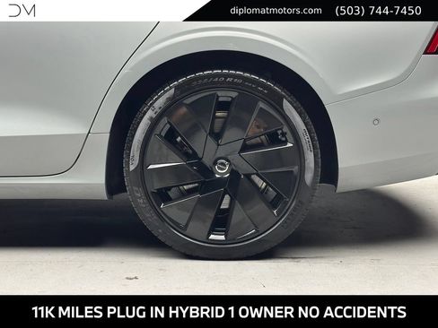 Used 2024 Volvo S60 T8 Plus w/ Climate Package AWD/4WD image 42
