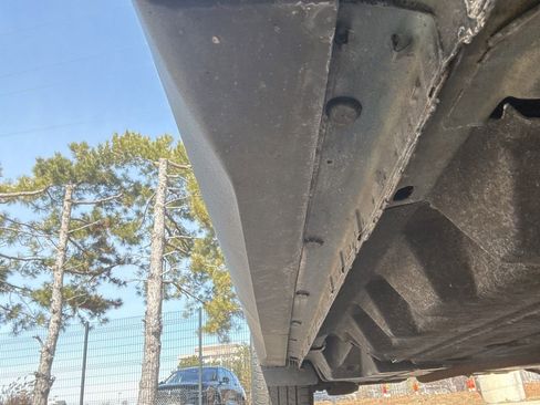 Used 2017 Ford Edge SEL w/ Equipment Group 201A image 6