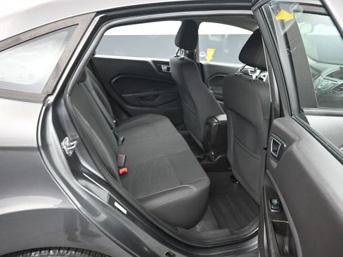 Used 2016 Ford Fiesta SE FWD image 29