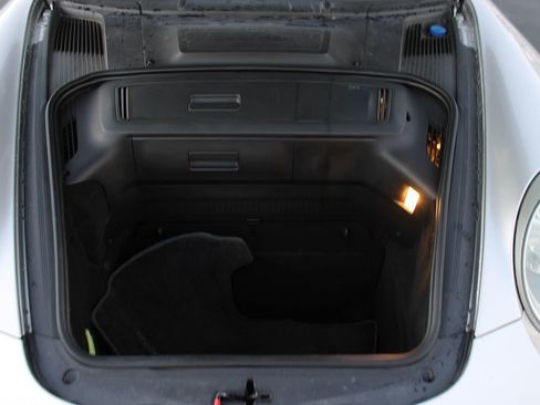 Used 2005 Porsche 911 Carrera image 40