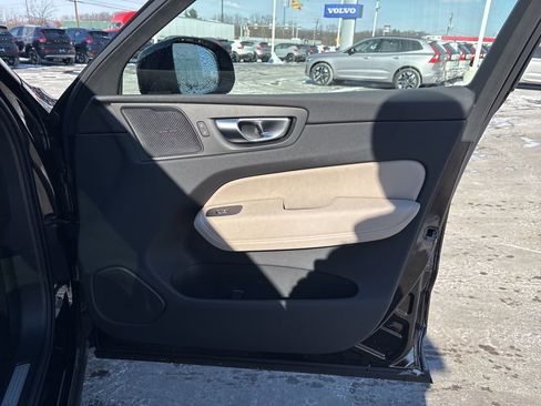 New 2026 Volvo XC60 T8 Plus w/ Protection Package Premier AWD/4WD image 38