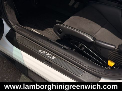 Used 2022 Porsche 911 GT3 RWD image 18