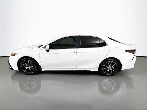 Certified 2024 Toyota Camry SE FWD image 8