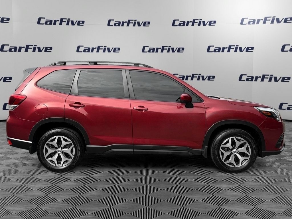 Used 2024 Subaru Forester Premium AWD/4WD image 7