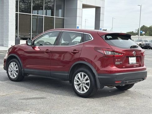 Used 2021 Nissan Rogue Sport S FWD image 18