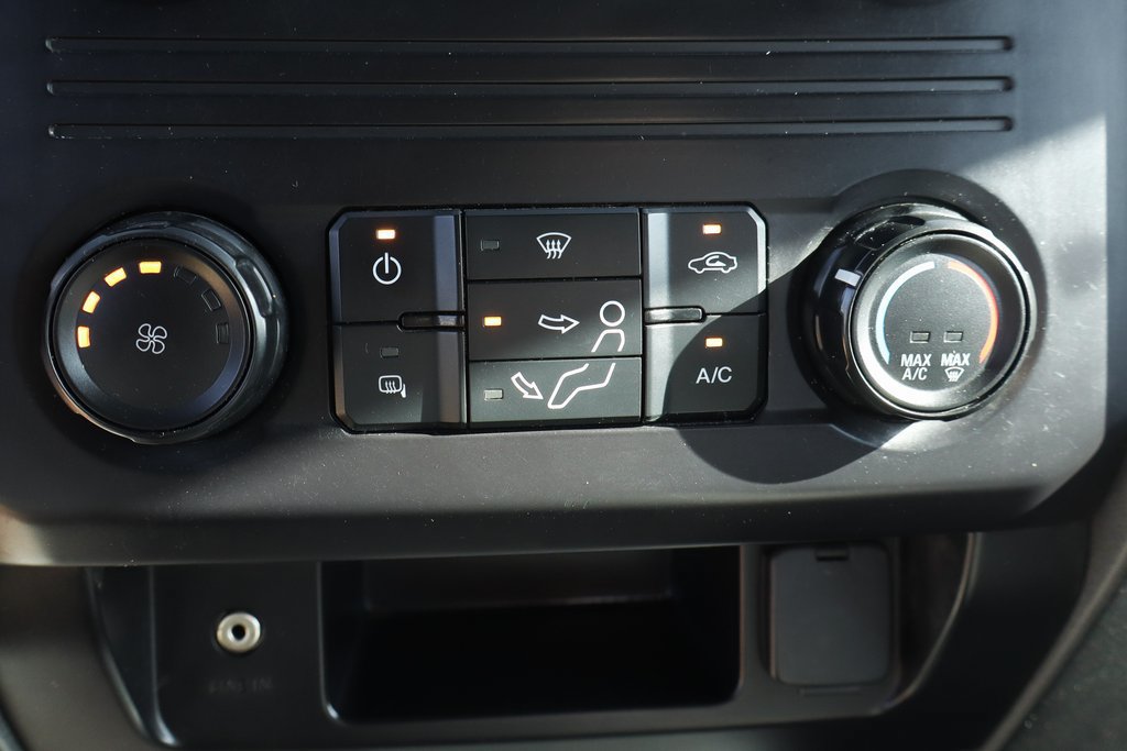 Used 2018 Ford F250 XL w/ Power Equipment Group AWD/4WD image 28