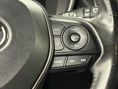 Used 2019 Toyota Corolla SE image 19