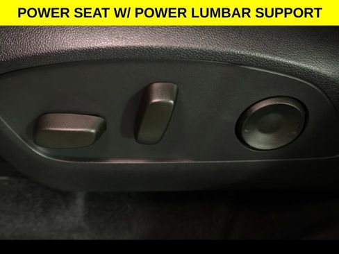 Used 2025 Chevrolet Traverse LT AWD/4WD image 5