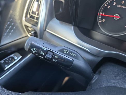 Certified 2022 Kia Sorento SX image 27