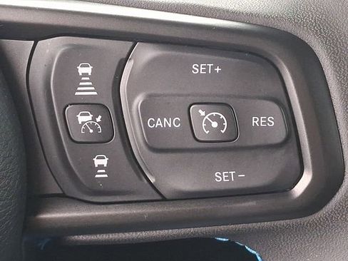 Used 2025 Jeep Wrangler Unlimited Rubicon 4xe w/ Convenience Group image 22