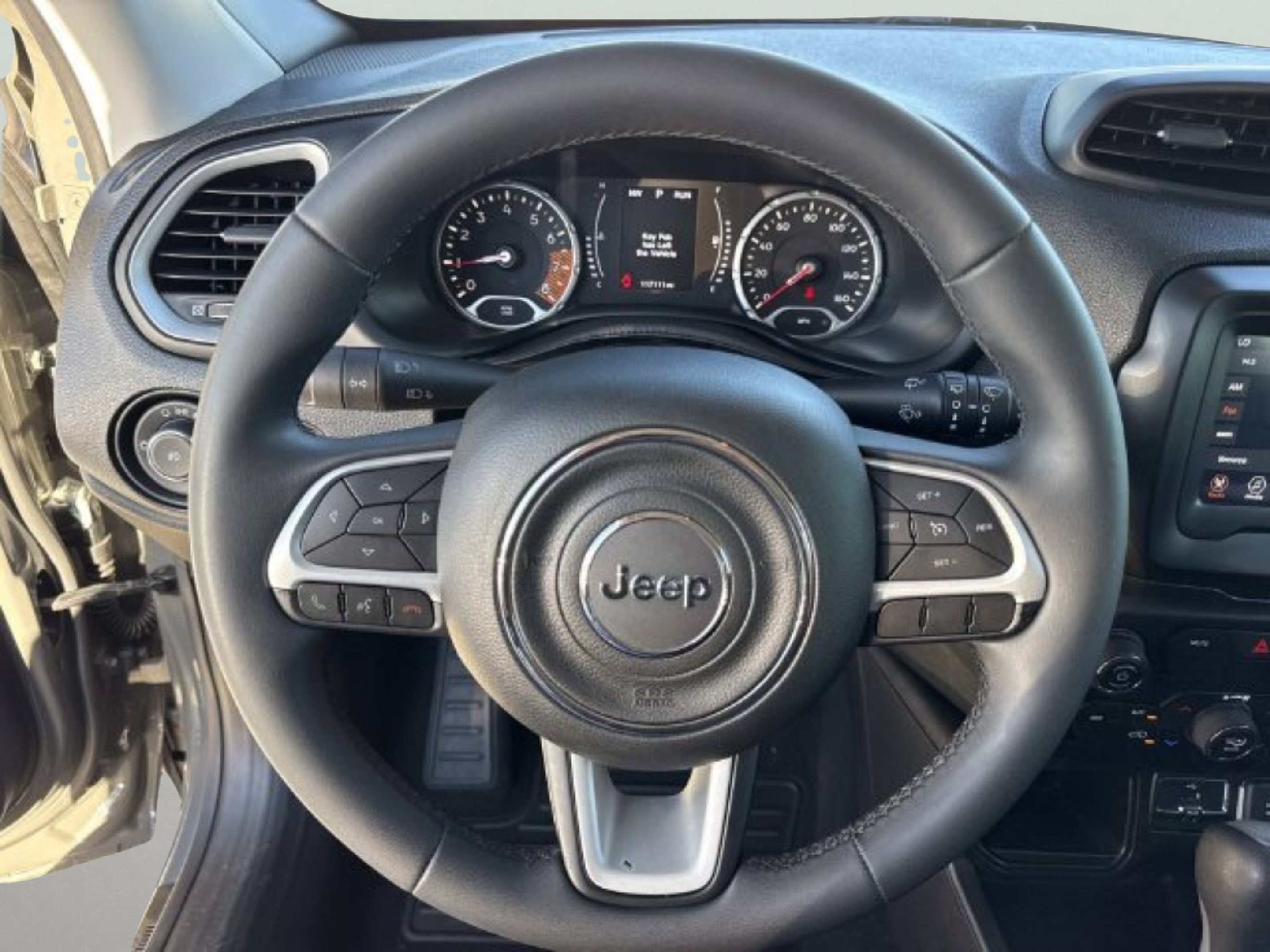 Used 2020 Jeep Renegade Latitude w/ Popular Equipment Group FWD image 18