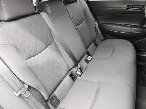 Used 2023 Toyota Corolla Cross LE w/ Moonroof Package AWD/4WD image 16