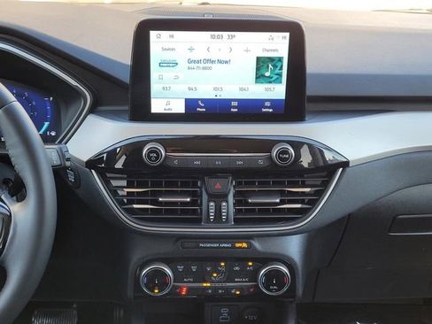 Used 2022 Ford Escape SEL w/ Technology Package image 21