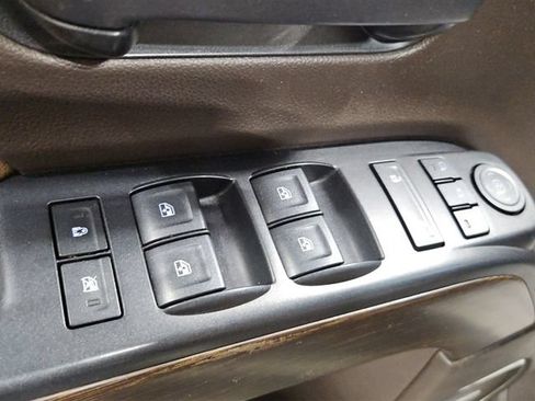 Used 2018 GMC Sierra 1500 Denali AWD/4WD image 13