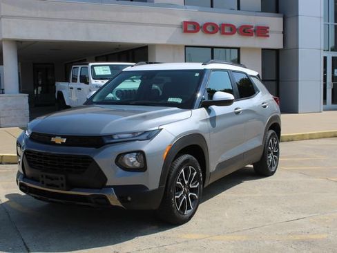 Used 2023 Chevrolet TrailBlazer ACTIV AWD/4WD image 1