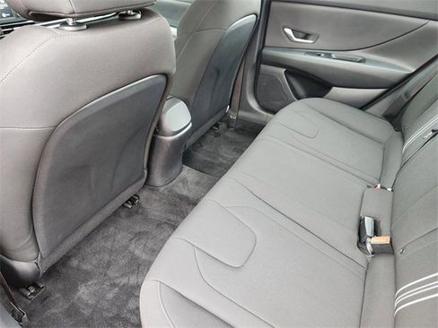 Certified 2023 Hyundai Elantra SEL w/ Cargo Package image 20