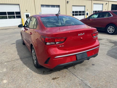 Used 2023 Kia Rio S image 2