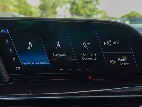 Used 2024 Cadillac Escalade ESV Premium Luxury Platinum AWD/4WD image 57