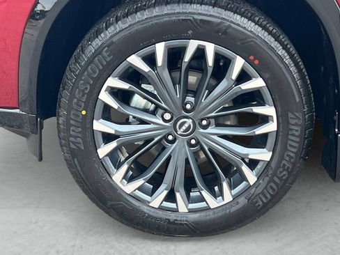 New 2026 Nissan Rogue Platinum w/ Platinum Premium Package AWD/4WD image 24