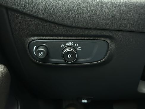 Used 2024 Chevrolet Equinox LT AWD/4WD image 21