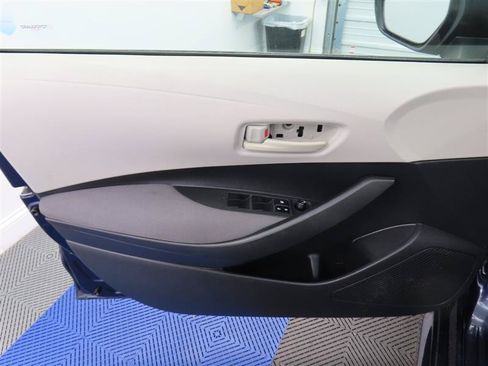 Used 2024 Toyota Corolla LE FWD image 14