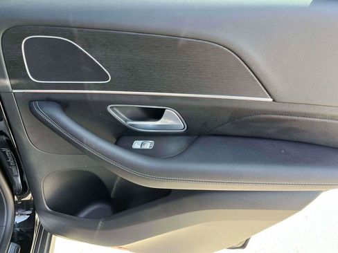Used 2025 Mercedes-Benz GLE 350 4MATIC image 8