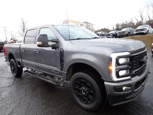 Certified 2025 Ford F350 Lariat w/ Lariat Ultimate Package image 3