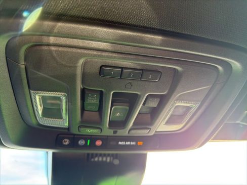 Used 2023 Chevrolet Silverado 1500 High Country w/ High Country Premium Package image 25