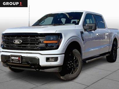 New 2025 Ford F150 XLT w/ Equipment Group 302A MID