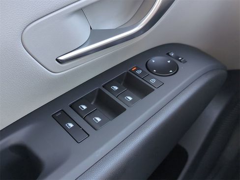 New 2026 Hyundai Tucson SE image 28