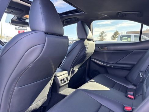 Used 2017 Lexus IS 200t image 17