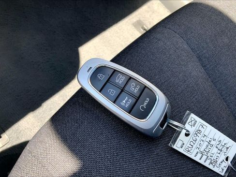 Used 2024 Hyundai Ioniq 5 SEL RWD image 12