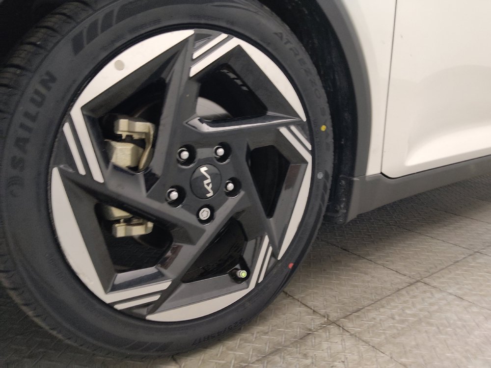 Used 2025 Kia K4 EX FWD image 31