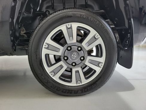 Used 2021 Toyota Tundra Platinum RWD image 10