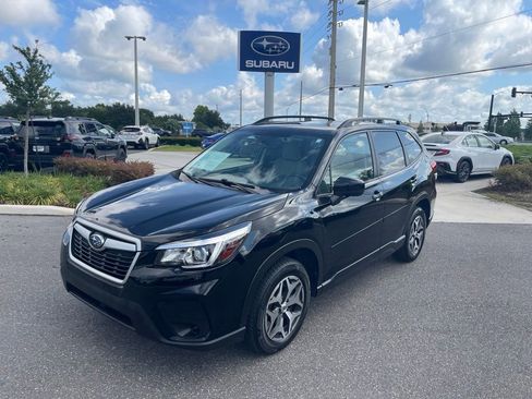 Used 2019 Subaru Forester Premium AWD/4WD image 1