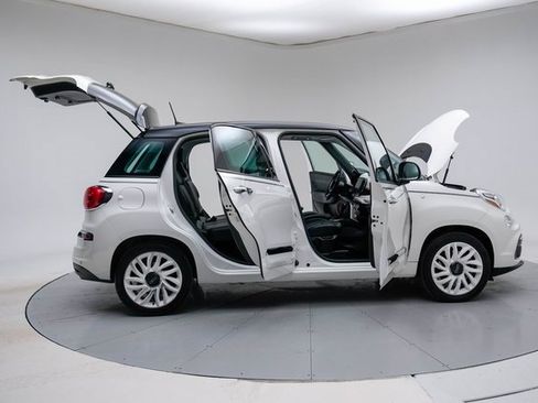 Used 2020 FIAT 500L Lounge image 13