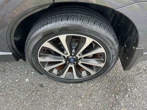 Used 2018 Subaru Forester 2.0XT Touring image 11