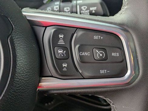 Certified 2025 Jeep Wrangler Unlimited Sahara w/ Safety Group AWD/4WD image 20