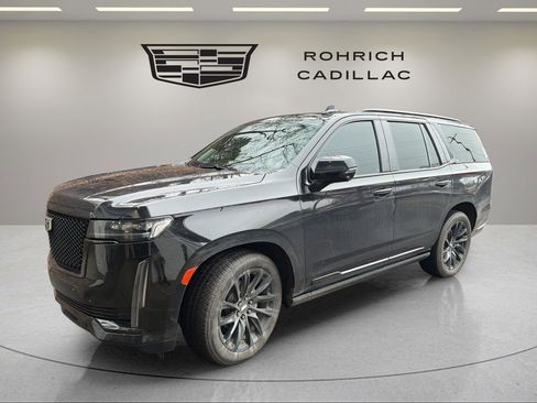 Certified 2022 Cadillac Escalade Sport Platinum w/ LPO, ONYX Package image 1