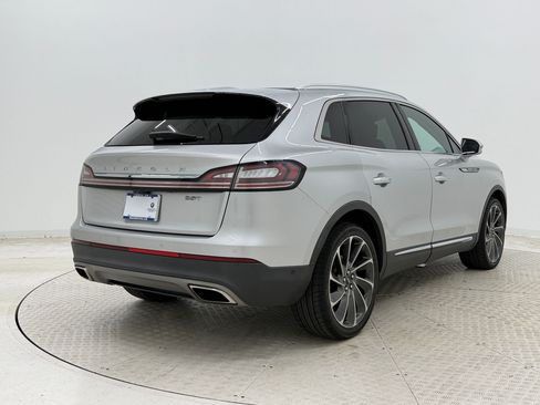 Used 2019 Lincoln Nautilus Reserve FWD image 9