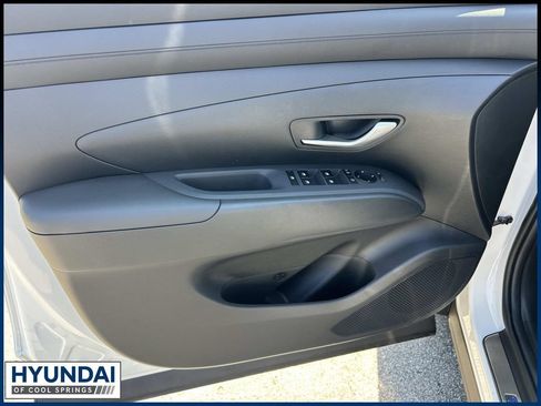 New 2026 Hyundai Tucson SEL FWD image 17