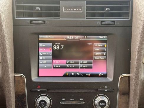 Used 2015 Lincoln Navigator L 4WD image 19