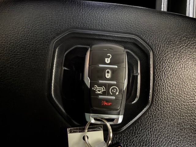 Used 2025 RAM 1500 Laramie AWD/4WD image 47