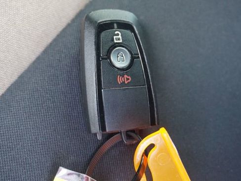 Certified 2023 Ford Bronco Big Bend w/ Sasquatch Package image 18