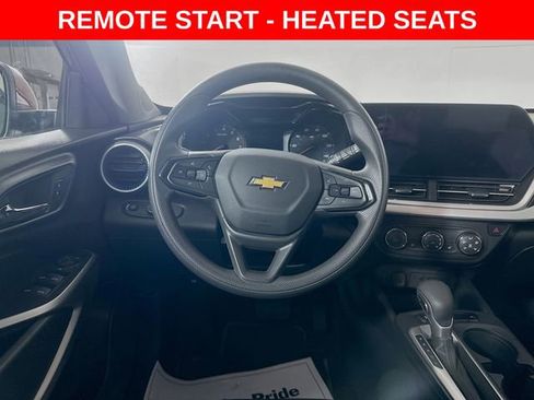 Used 2024 Chevrolet Trax LS w/ LS Convenience Package image 22