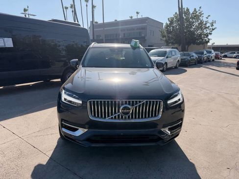Used 2022 Volvo XC90 T8 Inscription Expression w/ Climate Package AWD/4WD image 8